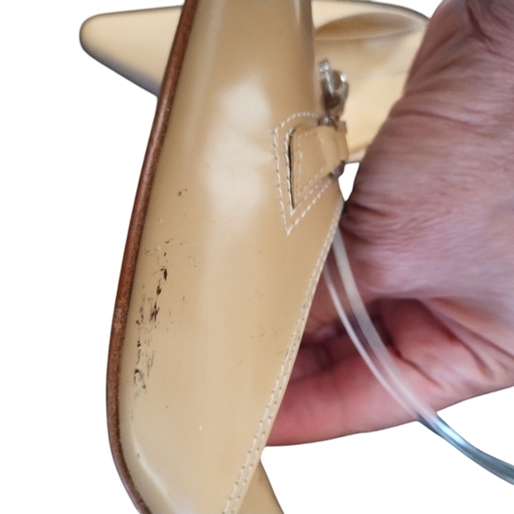 Isaac Mizrahi Women's Tan Slingback Heels - Picture 15 of 16